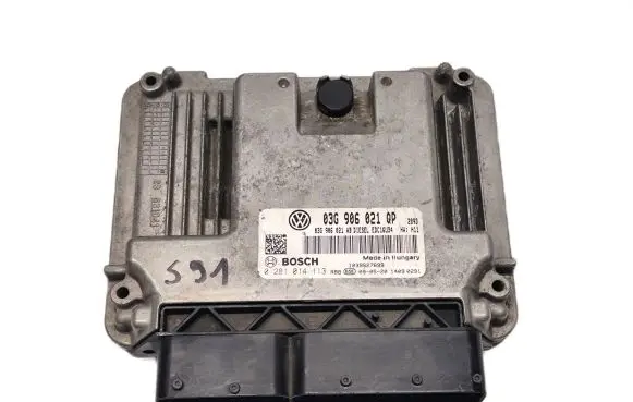 Skoda Superb B6 (3T) Engine control unit/module 03G906021QP 03G906021AB 0281014113