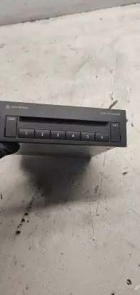 CD/DVD changer