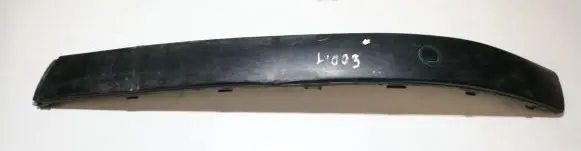 Front bumper splitter molding