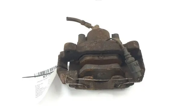 Volkswagen Touran I Front brake caliper