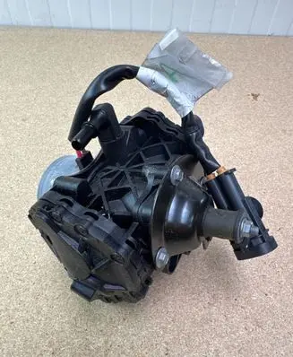 Peugeot 208 II Tandem pump