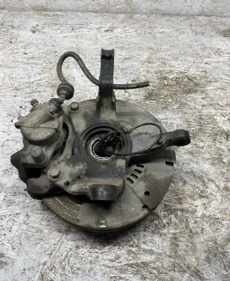 Nissan Juke II F16 Front wheel hub