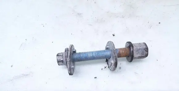 Mercedes-Benz CLS C219 Rear suspension camber bolt 