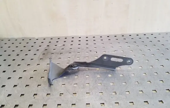 Honda CR-V Engine bonnet/hood hinges