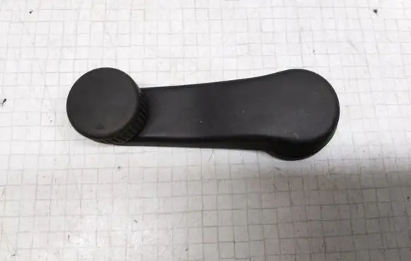 Volkswagen Golf IV Rear door window winding handle 1H0837581D