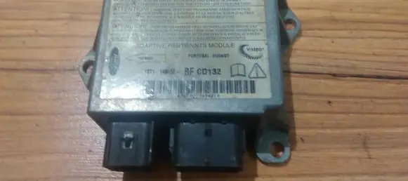 Ford Mondeo Mk III Airbag control unit/module 1s7t14b056bf cd132