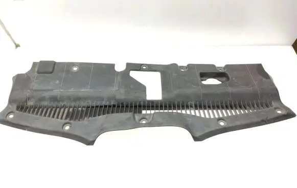 Engine bonnet/hood lock trim molding