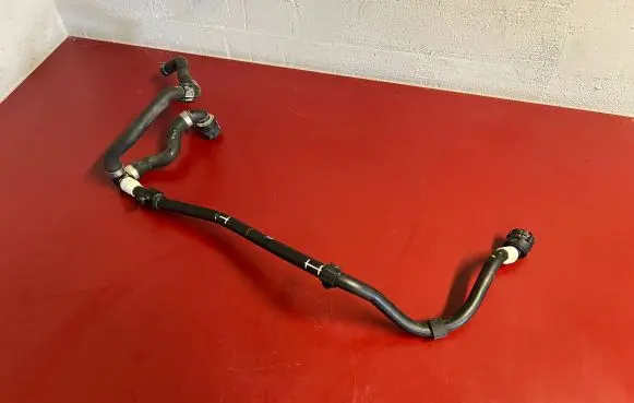 BMW iX Engine coolant pipe/hose 8475145 17128475145