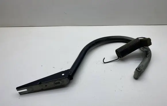 Mercedes-Benz C W204 Tailgate/trunk/boot hinge A2047500128