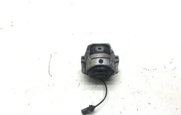Audi A4 S4 B8 8K Engine mount bracket 782516141206 8R01999381