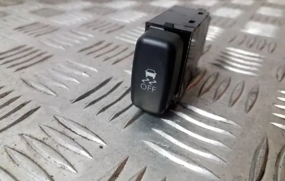 Traction control (ASR) switch