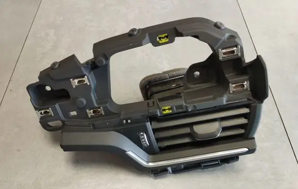 Audi A4 S4 B9 8W Dashboard side air vent grill/cover trim 8W1820901C