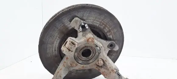 Opel Zafira A Front wheel hub spindle knuckle