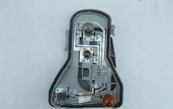 Volkswagen Polo IV 9N3 Tail light bulb cover holder 6Q6945258F