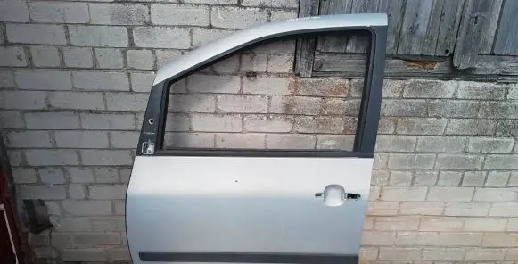 Ford Galaxy Front door