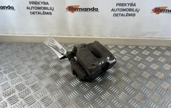 BMW 5 G30 G31 Front brake caliper 53389
