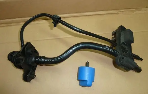 Audi A3 S3 8P AdBlue Liquid refill tube 5Q0131965