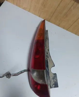 Nissan Almera Tino Rear/tail lights