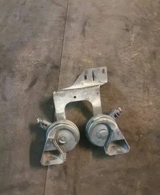 Audi A6 S6 C6 4F Horn signal 4F0951221A