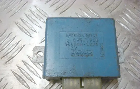Mitsubishi Pajero Sport I Other control units/modules MR517920