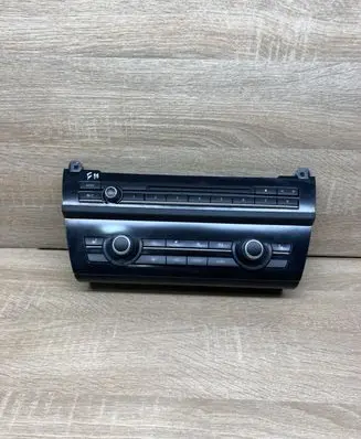 BMW 5 F10 F11 Climate control unit 9388321