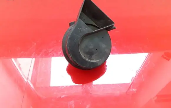 Audi A4 S4 B7 8E 8H Horn signal 8E0951221 8E0951221A