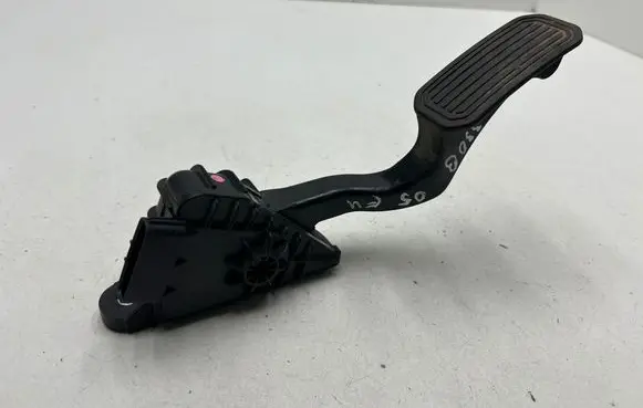 Lexus RX 300 Accelerator throttle pedal 7812048090 1988003050