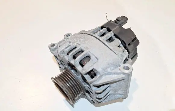 Renault Kangoo II Generator/alternator 8200667605 2543554A SG47S071