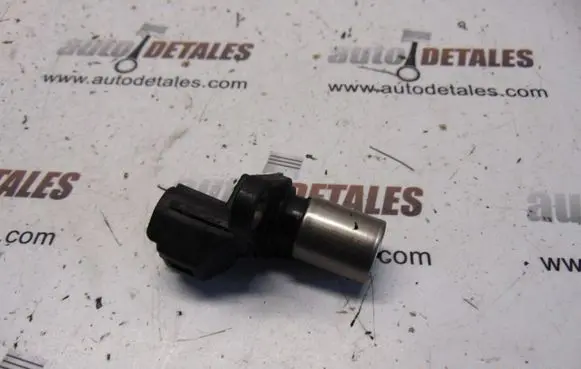 Toyota Avensis T270 Crankshaft position sensor 9091905012