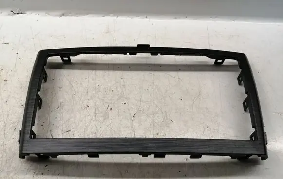 Toyota Avensis T270 Radio/GPS head unit trim 5540505210 5540505190