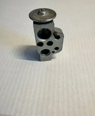 Skoda Fabia Mk1 (6Y) Air conditioning (A/C) expansion valve 52268990