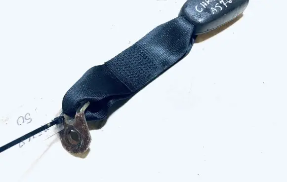 Mitsubishi Carisma Rear seatbelt buckle