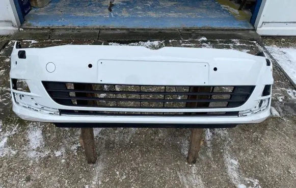 Volkswagen Golf VII Front bumper 5G0807221