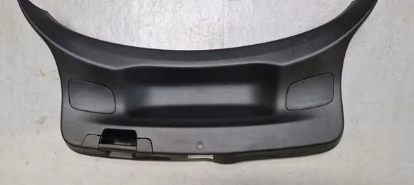 Opel Insignia B Tailgate/boot lid cover trim 