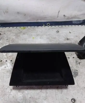 Volkswagen Touran I Glove box 1T1857921B