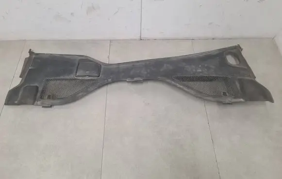 Wiper trim