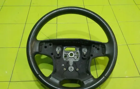 Volvo V70 Steering wheel 13AB95