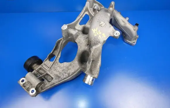Mercedes-Benz B W246 W242 Generator/alternator bracket A6512011709 LF00071 C46200