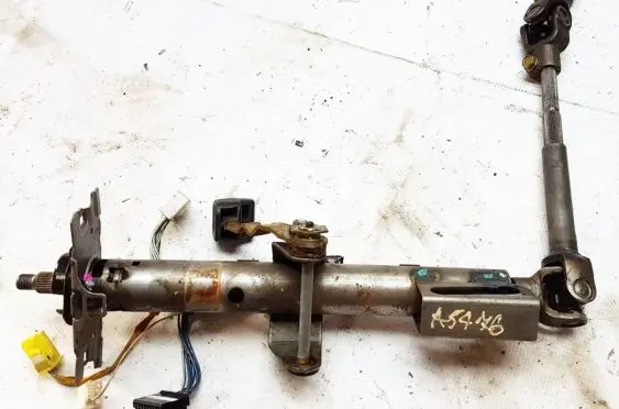 Toyota Yaris Steering wheel axle