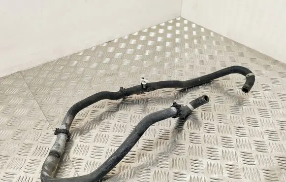 Toyota RAV 4 (XA50) Engine coolant pipe/hose