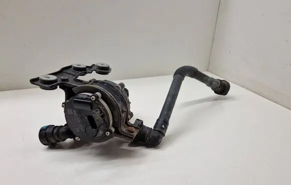 Hyundai Ioniq 5 Electric auxiliary coolant/water pump 369000EKM0 20220421 PA66GF25