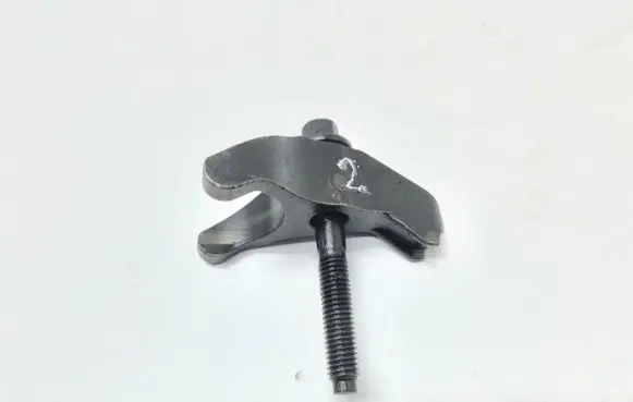 Land Rover Discovery Fuel Injector clamp holder ERR6064