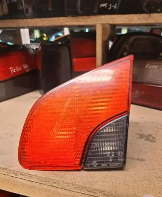 Peugeot 406 Tailgate rear/tail lights 45505 18F902