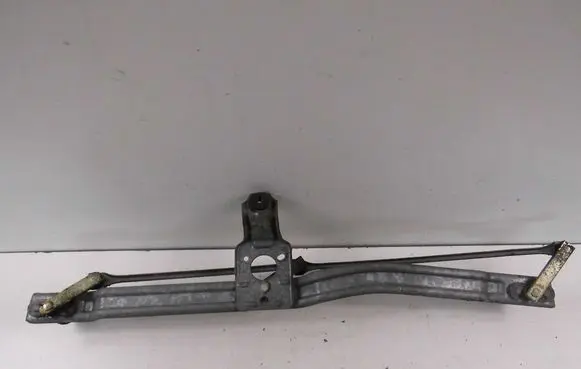 Volkswagen Jetta II Front wiper linkage 191955605