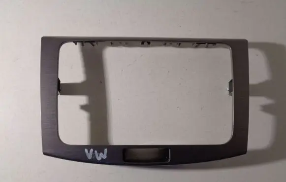 Volkswagen PASSAT B7 Radio/GPS head unit trim 3AA858069D