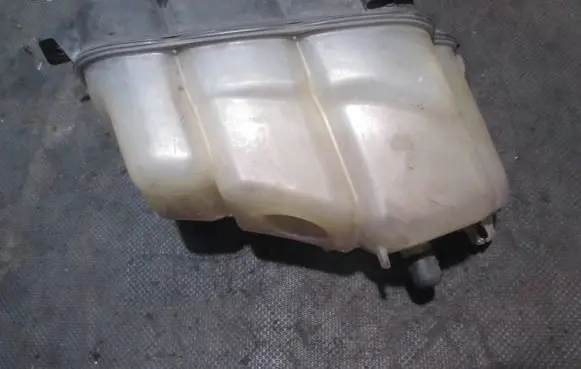 Ford Mondeo MK IV Coolant expansion tank/reservoir 