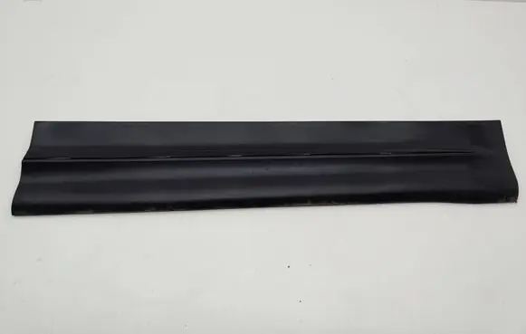 Mercedes-Benz GLB X247 Front door trim (molding) A2477270800