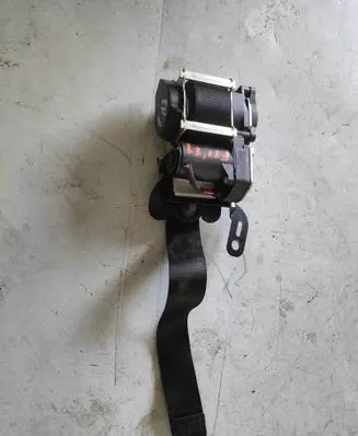 BMW 5 F10 F11 Front seatbelt 