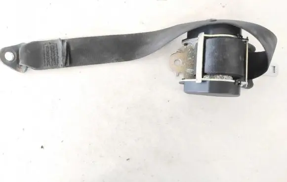 Peugeot 407 Middle seatbelt (rear) a509151