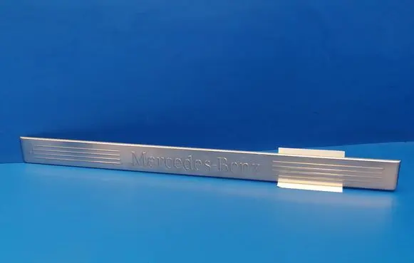 Mercedes-Benz E W212 Side skirt front trim A2126860936